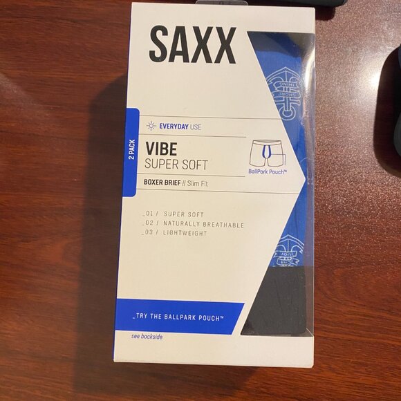 Saxx VIBE 2 pack Boxer Briefs Ultimate Comfort Vitamin Sea and Black Remix - Picture 2 of 3